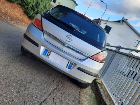 2006 Opel astra