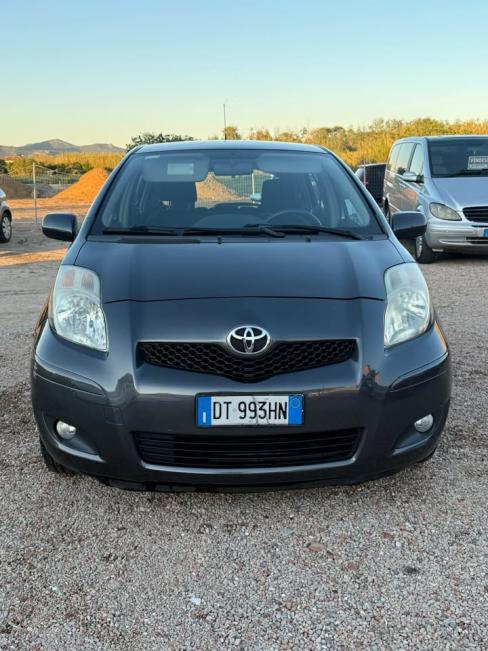 2009 Toyota yaris
