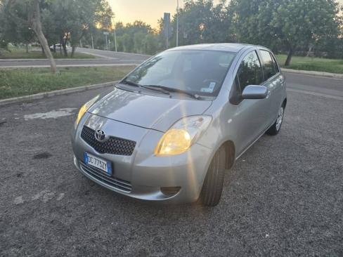 Toyota yaris 1.0 benzina 
