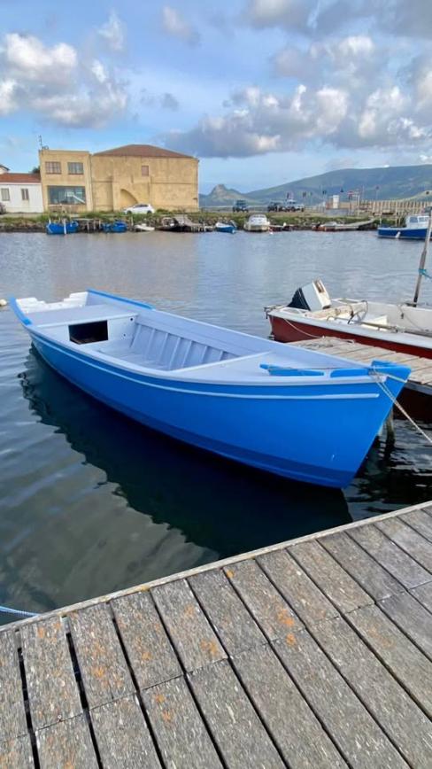 Barca chiattino in legno
