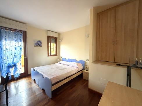 CAMERE PER STUDENTI /LAVORATOR